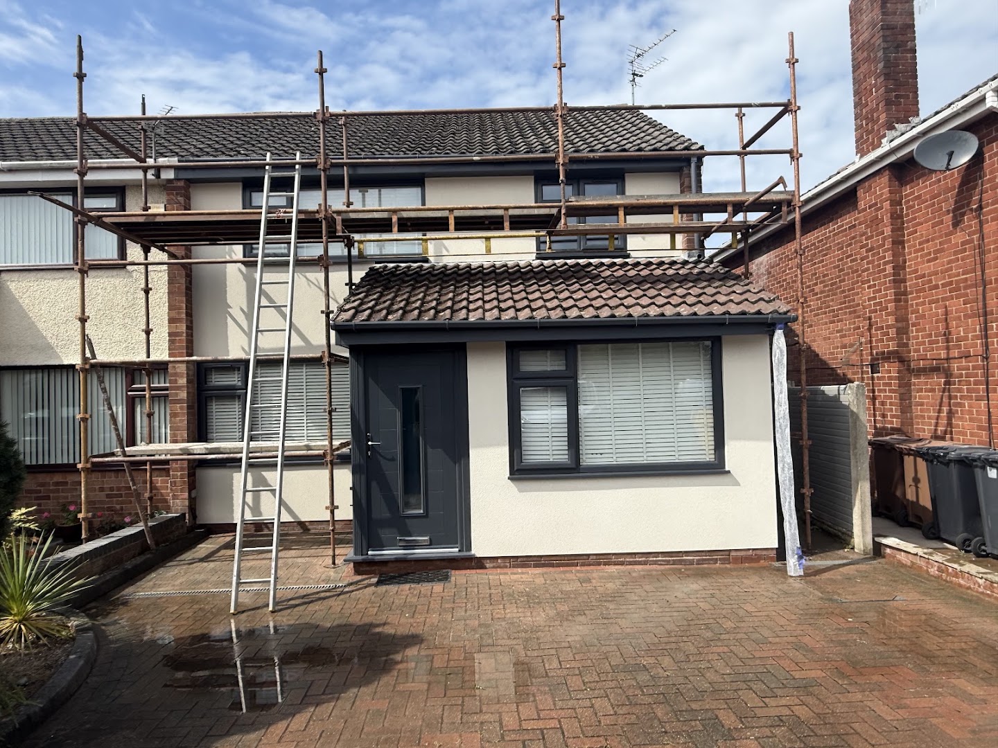 Peter Jackson & son. plastering & rendering specialist. — Photos 13